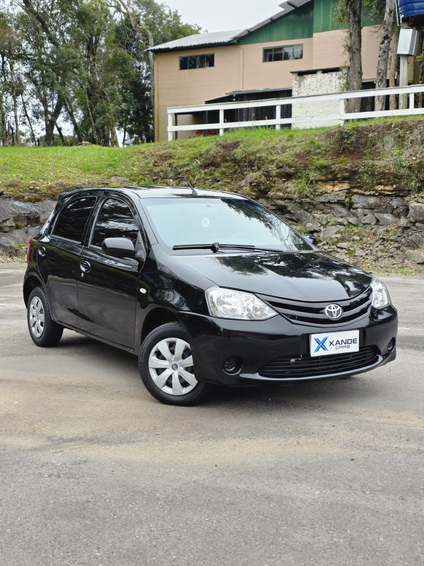 etios 1.3 xs 16v flex 4p manual 2013 flores da cunha