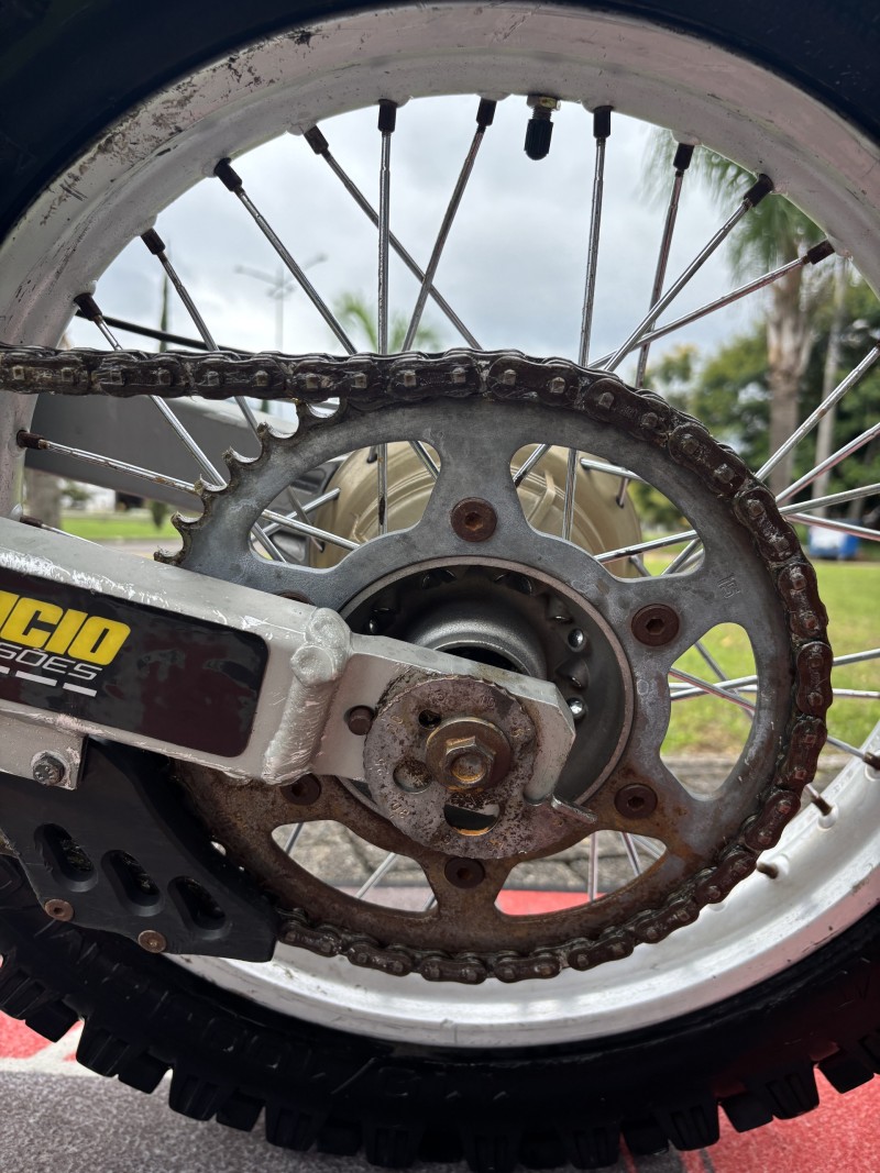 CRF 230F  - 2015 - FELIZ