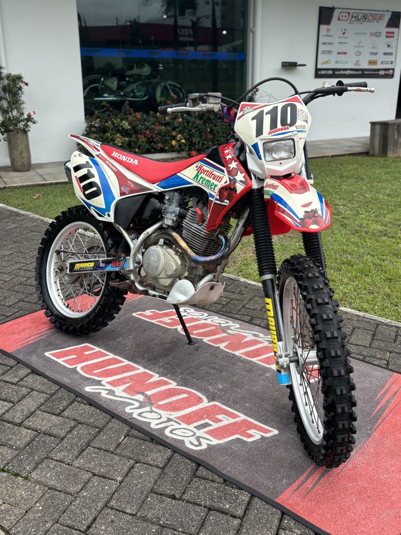 CRF 230F  - 2015 - FELIZ