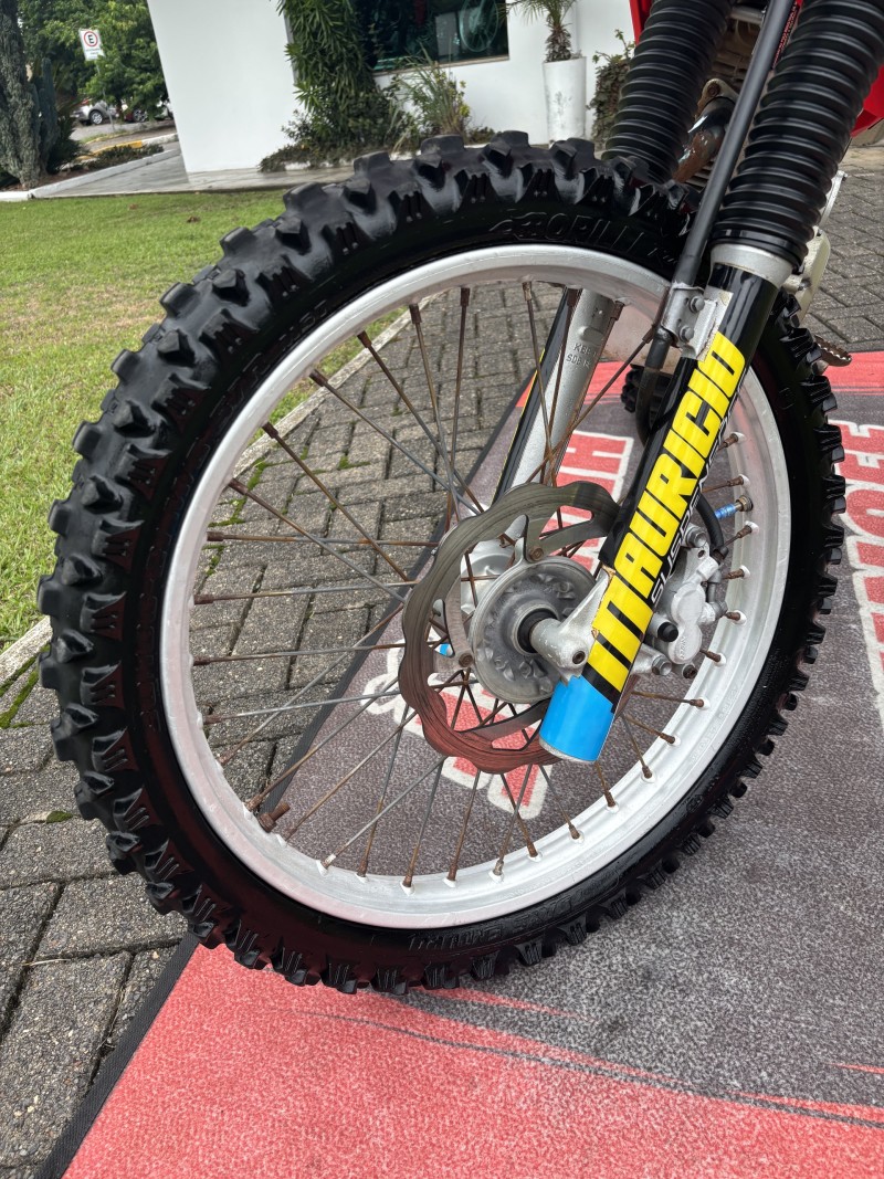 CRF 230F  - 2015 - FELIZ