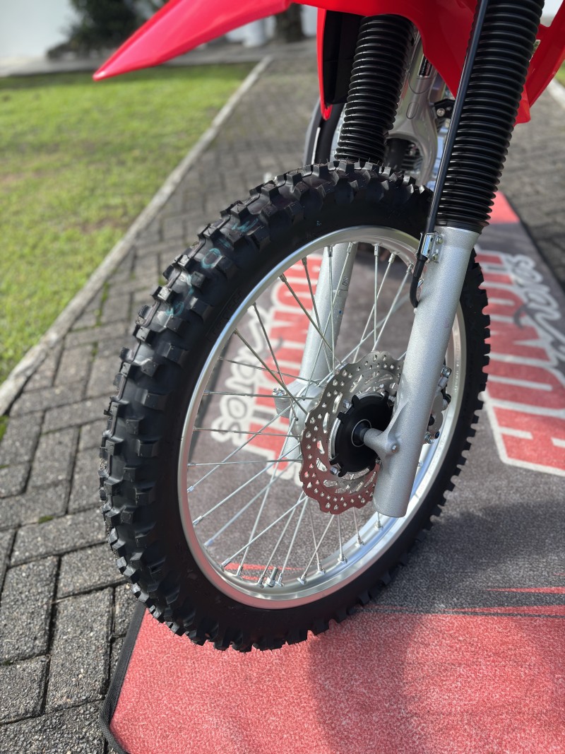 CRF 300F  - 2026 - FELIZ