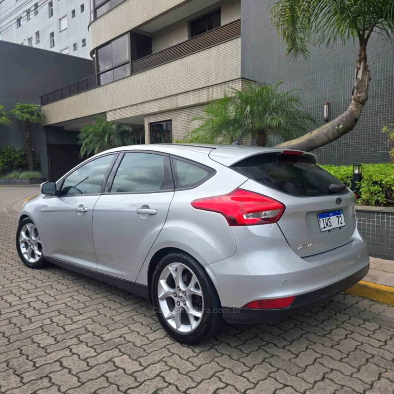 FOCUS 1.6 SE PLUS 16V FLEX 4P MANUAL - 2016 - BENTO GONçALVES
