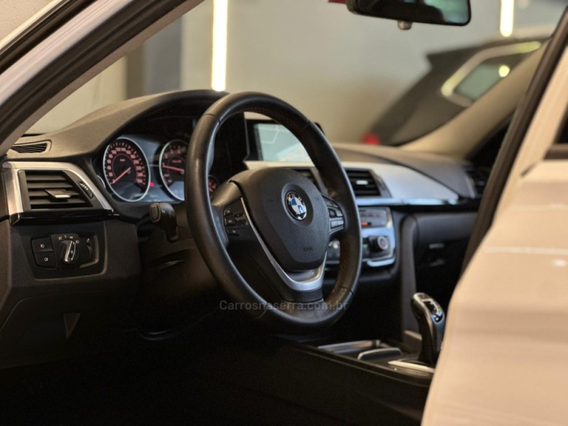320I 2.0 SPORT GP 16V TURBO GASOLINA 4P AUTOMÁTICO - 2017 - CAXIAS DO SUL