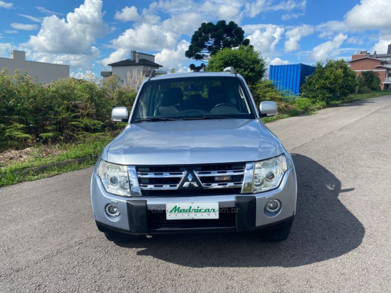PAJERO FULL 3.8 HPE 4X4 V6 24V GASOLINA 2P AUTOMÁTICO - 2008 - FLORES DA CUNHA