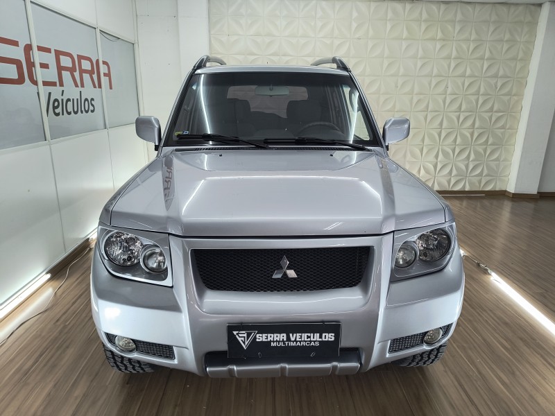 PAJERO TR4 2.0 4X4 16V 131CV GASOLINA 4P MANUAL - 2007 - CAXIAS DO SUL