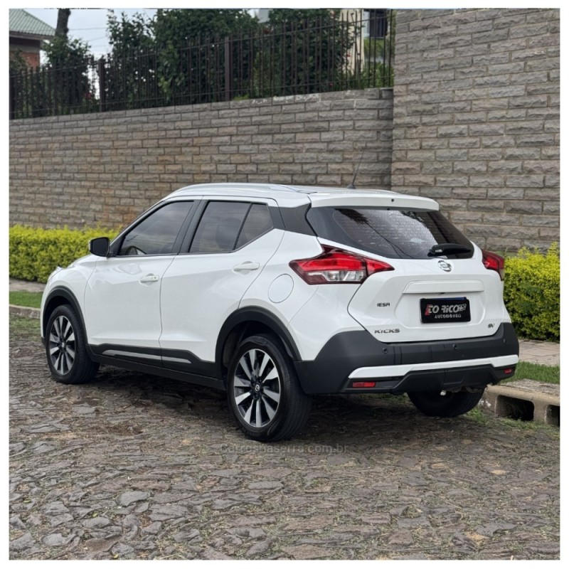KICKS 1.6 16V FLEX SV 4P XTRONIC - 2020 - CAMPO BOM