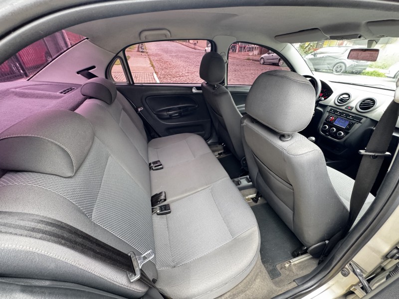 VOYAGE 1.6 MI COMFORTLINE 8V FLEX 4P MANUAL - 2013 - CAXIAS DO SUL