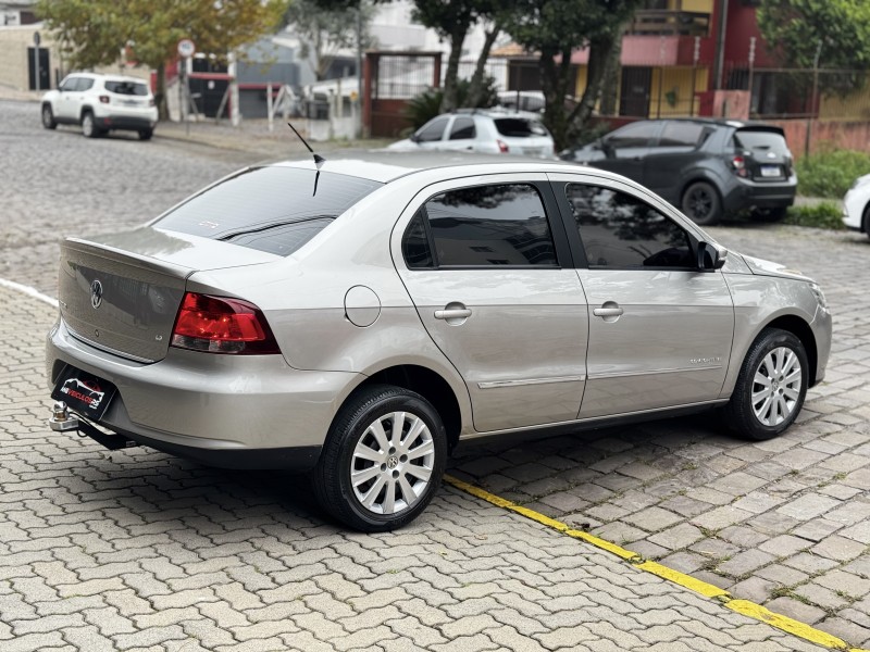 VOYAGE 1.6 MI COMFORTLINE 8V FLEX 4P MANUAL - 2013 - CAXIAS DO SUL