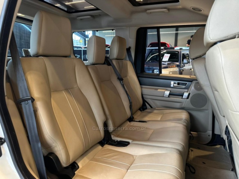 DISCOVERY 3.0 SE SDV6 4X4 TURBO DIESEL INTERCOOLER 4P AUTOMÁTICO - 2016 - CAXIAS DO SUL