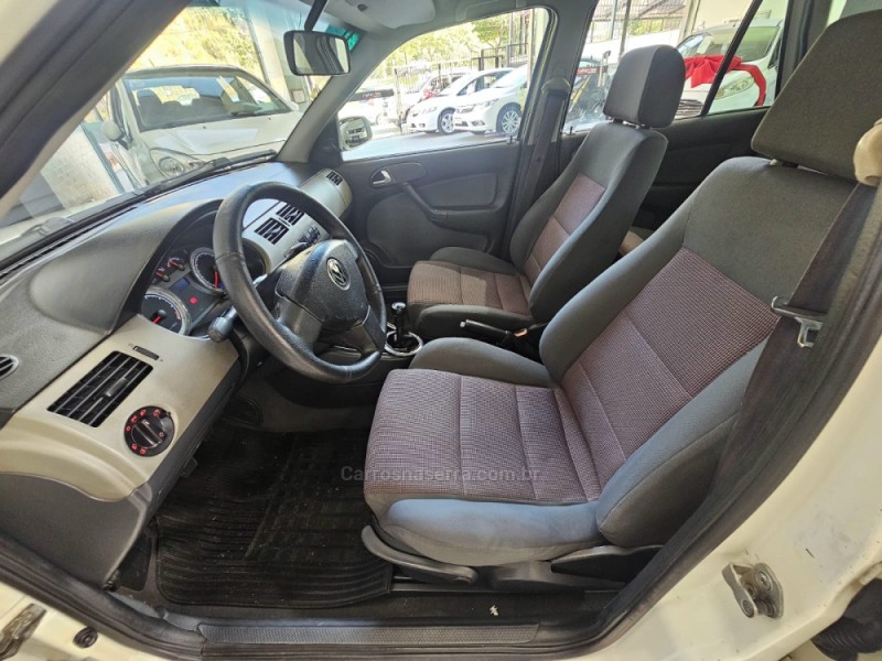 PARATI 2.0 MI CROSSOVER 8V GASOLINA 4P MANUAL G.III - 2005 - CAXIAS DO SUL