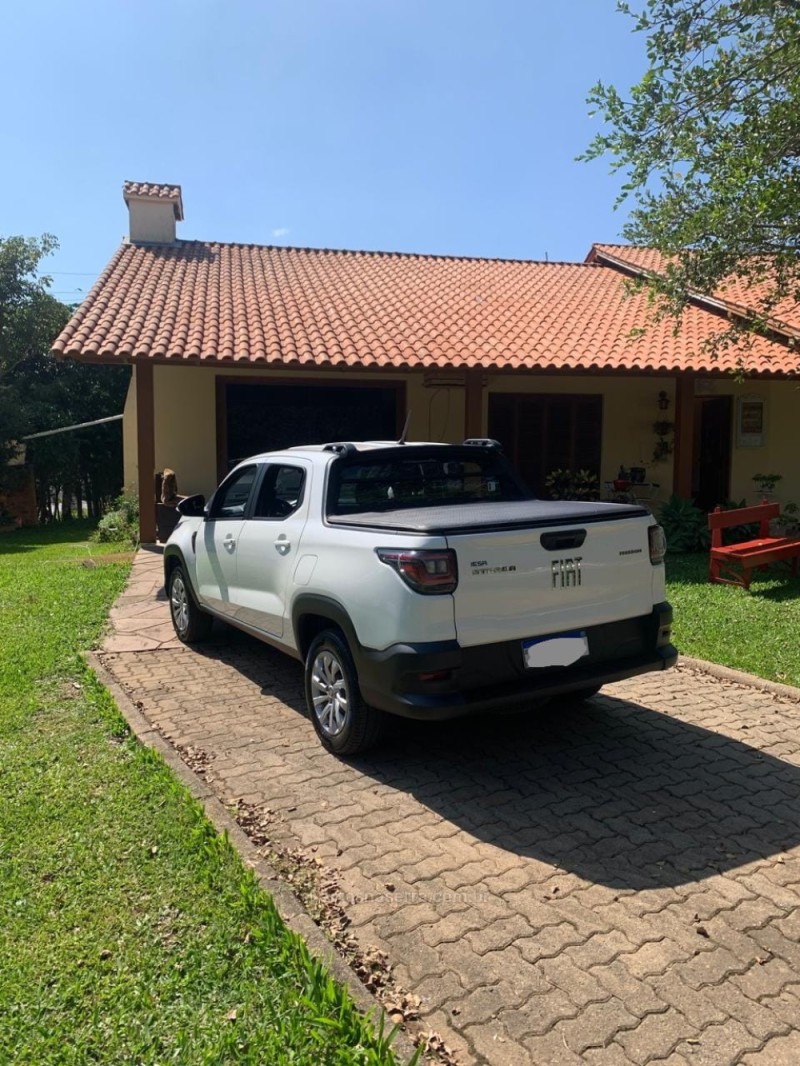 STRADA 1.3 FIRE FREEDOM 8V CD FLEX 4P MANUAL - 2024 - CARLOS BARBOSA