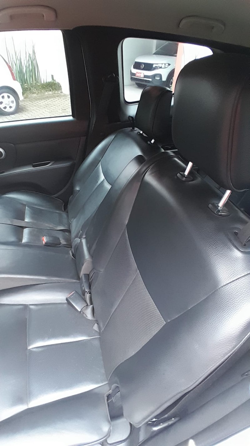 GRAND LIVINA 1.8 SL 16V FLEX 4P AUTOMÁTICO - 2013 - ESTâNCIA VELHA