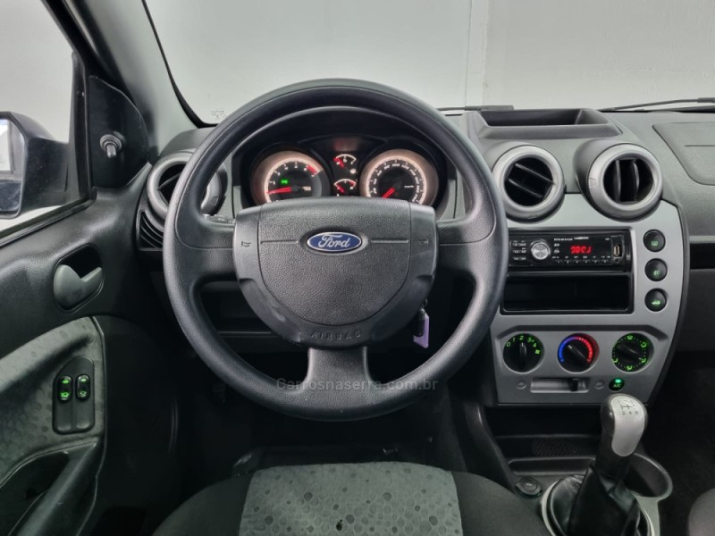 FIESTA 1.6 MPI HATCH 8V FLEX 4P MANUAL - 2014 - VACARIA