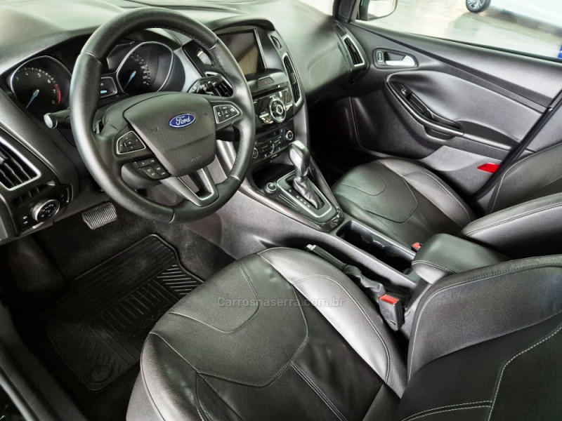 FOCUS 2.0 TITANIUM FASTBACK 16V FLEX 4P AUTOMÁTICO - 2018 - CAXIAS DO SUL
