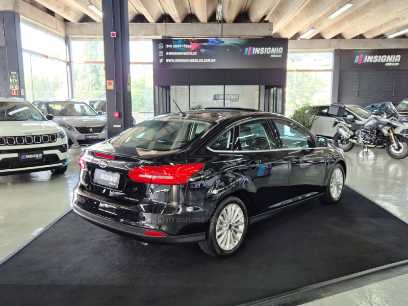 FOCUS 2.0 TITANIUM FASTBACK 16V FLEX 4P AUTOMÁTICO - 2018 - CAXIAS DO SUL
