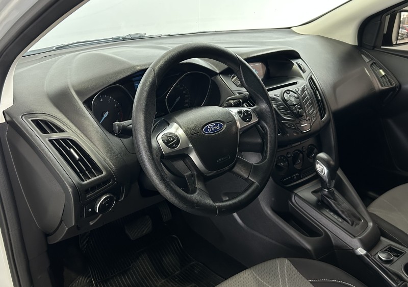 FOCUS 1.6 S HATCH 16V FLEX 4P AUTOMÁTICO - 2014 - CAXIAS DO SUL