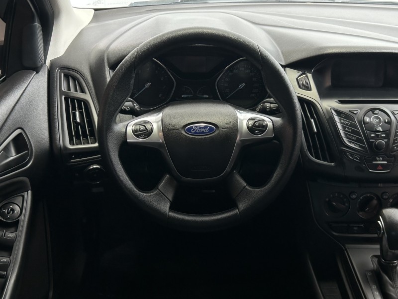 FOCUS 1.6 S HATCH 16V FLEX 4P AUTOMÁTICO - 2014 - CAXIAS DO SUL