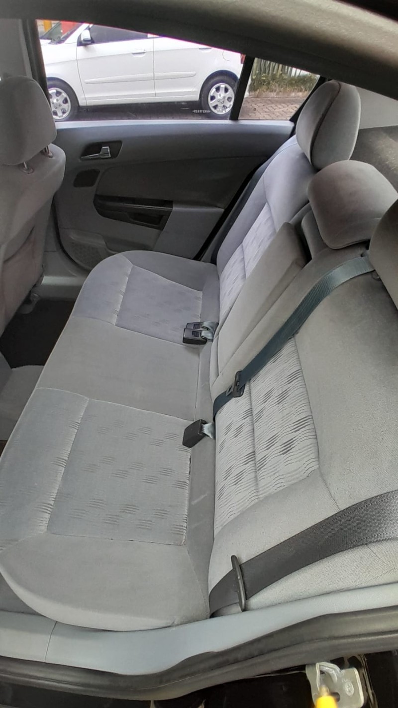 VECTRA 2.0 MPFI ELEGANCE 8V 140CV FLEX 4P MANUAL - 2008 - ESTâNCIA VELHA