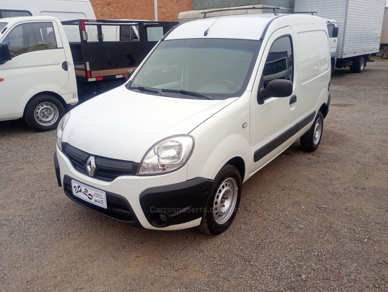 KANGOO 1.6 EXPRESS 16V FLEX 3P MANUAL - 2018 - FARROUPILHA