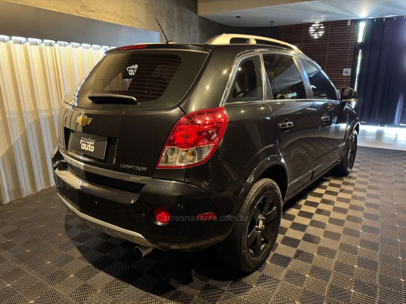 CAPTIVA 2.4 FWD SPORT 16V GASOLINA 4P AUTOMÁTICO - 2011 - FARROUPILHA