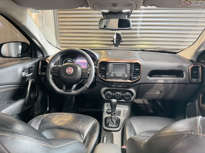 TORO 2.0 16V TURBO DIESEL VOLCANO AT9 4X4 AUTOMÁTICO - 2017 - LAJEADO