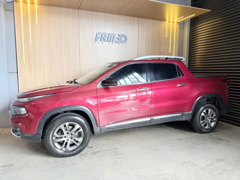 TORO 2.0 16V TURBO DIESEL VOLCANO AT9 4X4 AUTOMÁTICO - 2017 - LAJEADO