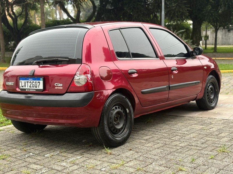 CLIO 1.0 AUTHENTIQUE 16V GASOLINA 2P MANUAL - 2005 - FARROUPILHA
