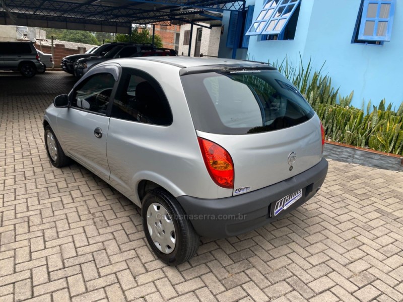 CELTA 1.0 MPFI VHC 8V GASOLINA 2P MANUAL - 2005 - CANELA