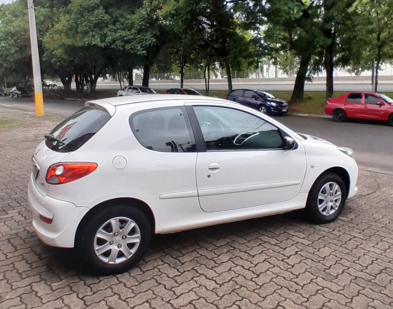 207 1.4 XR 8V FLEX 2P MANUAL - 2013 - ESTâNCIA VELHA