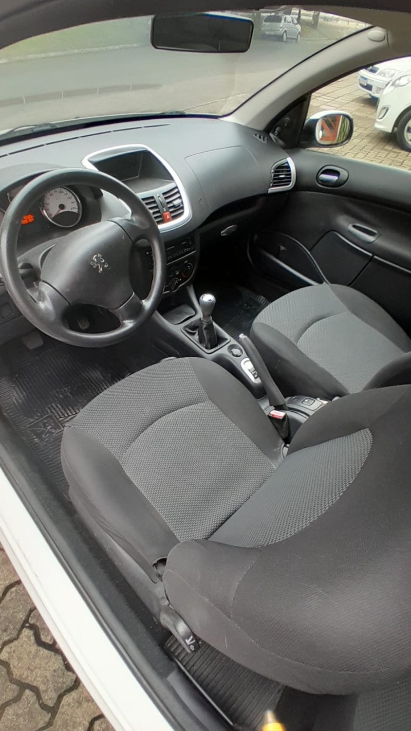 207 1.4 XR 8V FLEX 2P MANUAL - 2013 - ESTâNCIA VELHA