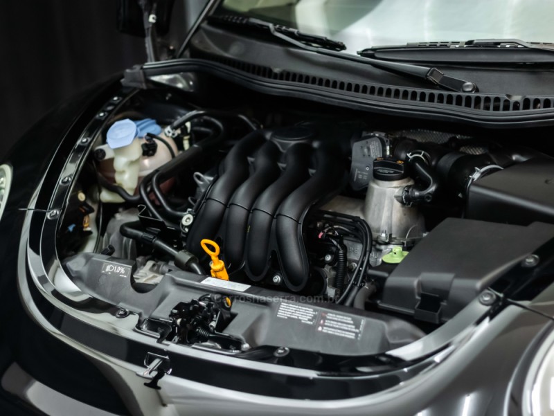 NEW BEETLE 2.0 MI 8V GASOLINA 2P MANUAL - 2010 - CAXIAS DO SUL