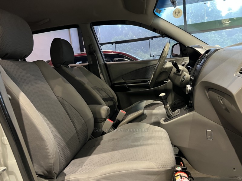 TUCSON 2.0 GL 2WD 16V GASOLINA 4P MANUAL - 2012 - CAXIAS DO SUL