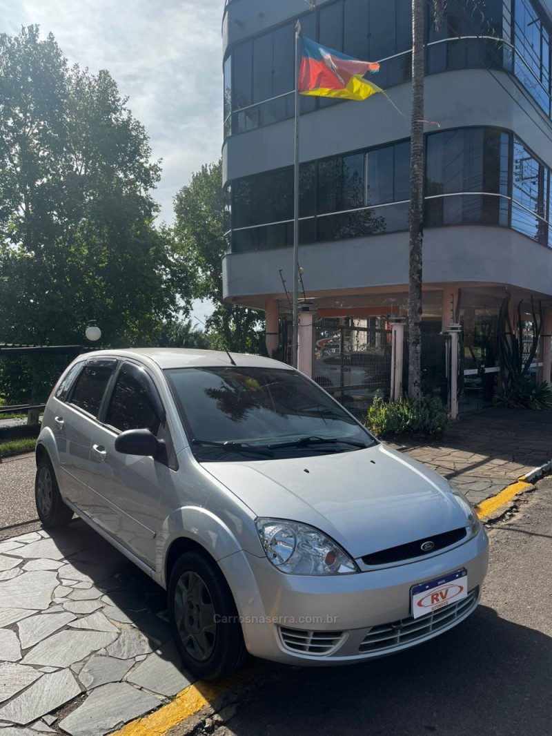 FIESTA 1.0 MPI SUPERCHARGER 8V GASOLINA 4P MANUAL - 2006 - CARLOS BARBOSA