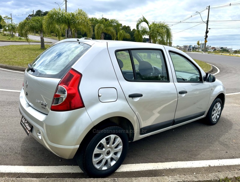SANDERO 1.0 EXPRESSION 16V FLEX 4P MANUAL - 2010 - CAXIAS DO SUL