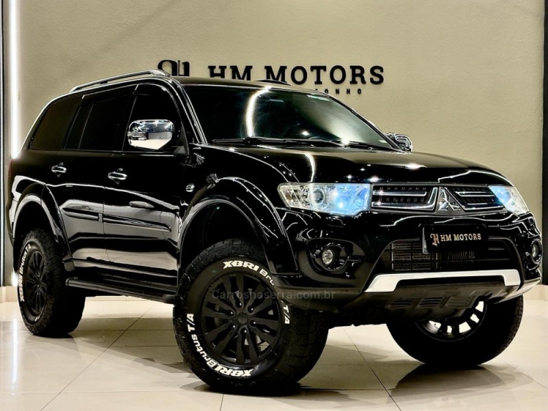 PAJERO DAKAR 3.2 HPE 4X4 7 LUGARES 16V TURBO INTERCOOLER DIESEL 4P AUTOMÁTICO - 2015 - CAXIAS DO SUL