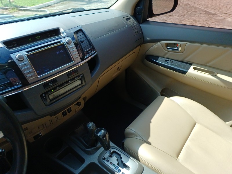 HILUX SW4 3.0 SRV 4X4 16V TURBO INTERCOOLER DIESEL 4P AUTOMÁTICO - 2012 - FLORES DA CUNHA