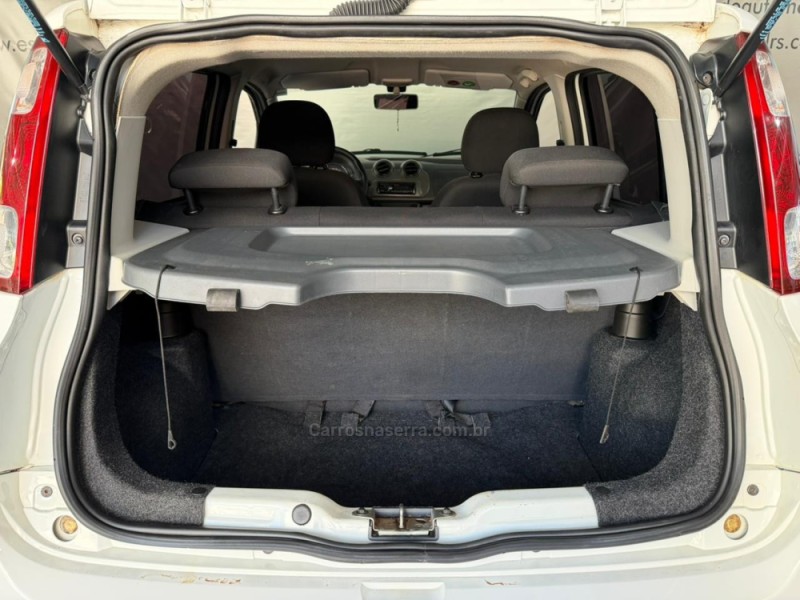 UNO 1.0 EVO VIVACE 8V FLEX 4P MANUAL - 2014 - NOVA PRATA