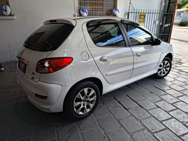 207 1.4 XR 8V FLEX 4P MANUAL - 2013 - CAXIAS DO SUL