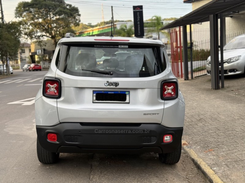 RENEGADE 1.8 16V FLEX SPORT 4P AUTOMÁTICO - 2016 - PAROBé
