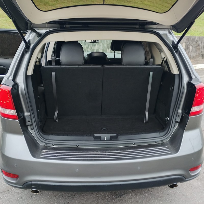 JOURNEY 3.6 SXT V6 GASOLINA 4P AUTOMÁTICO - 2013 - FARROUPILHA