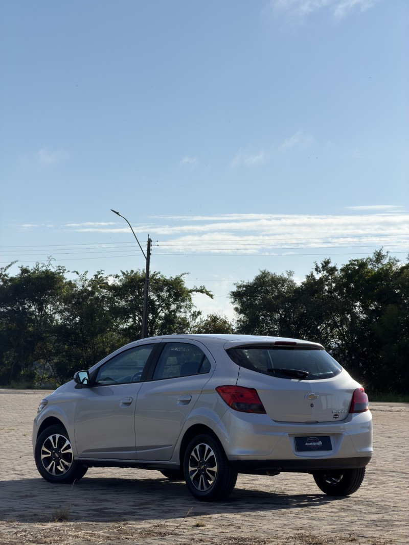 ONIX 1.4 MPFI LTZ 8V FLEX 4P AUTOMÁTICO - 2015 - ANTôNIO PRADO