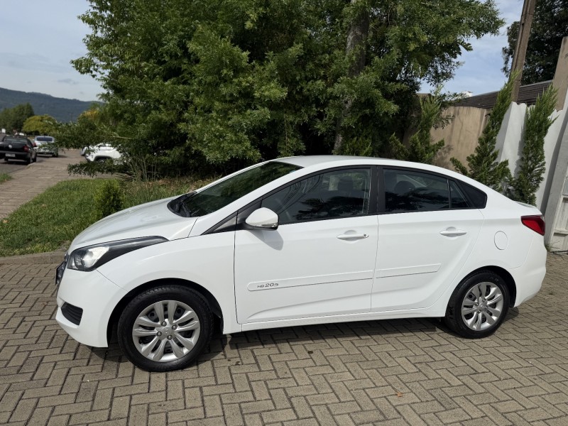 HB20S 1.6 COMFORT STYLE 16V FLEX 4P AUTOMÁTICO - 2017 - FELIZ