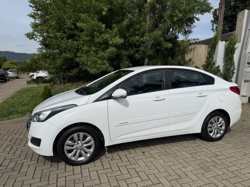 HB20S 1.6 COMFORT STYLE 16V FLEX 4P AUTOMÁTICO - 2017 - FELIZ