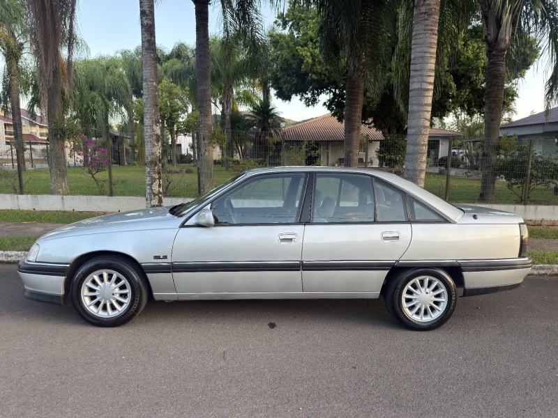 OMEGA 2.0 MPFI GLS 8V GASOLINA 4P MANUAL - 1996 - FELIZ