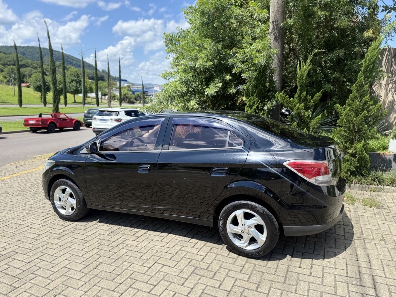 PRISMA 1.0 MPFI LT 8V FLEX 4P MANUAL - 2013 - FELIZ