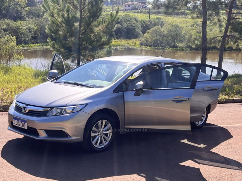 CIVIC 1.8 LXS 16V GASOLINA 4P MANUAL - 2014 - CAXIAS DO SUL