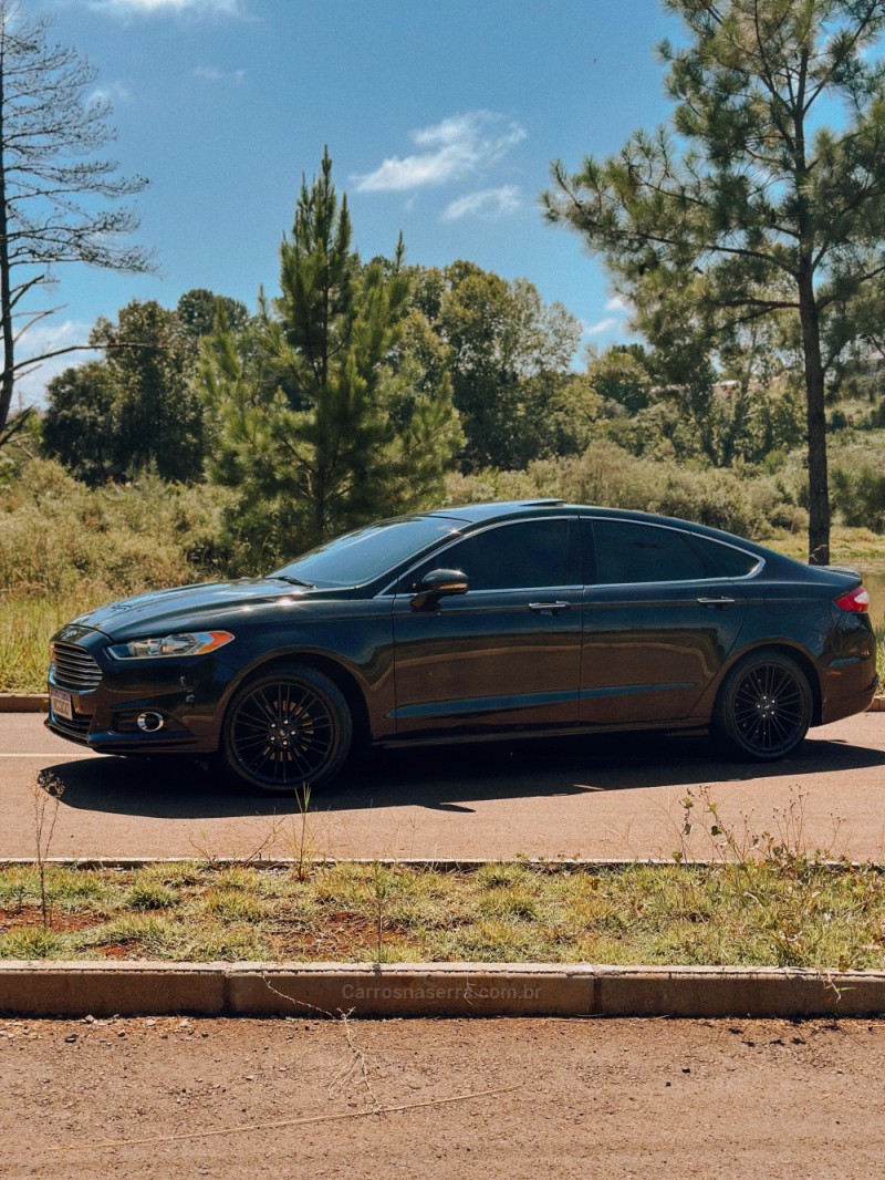 FUSION 2.0 TITANIUM AWD 16V GASOLINA 4P AUTOMÁTICO - 2013 - CAXIAS DO SUL