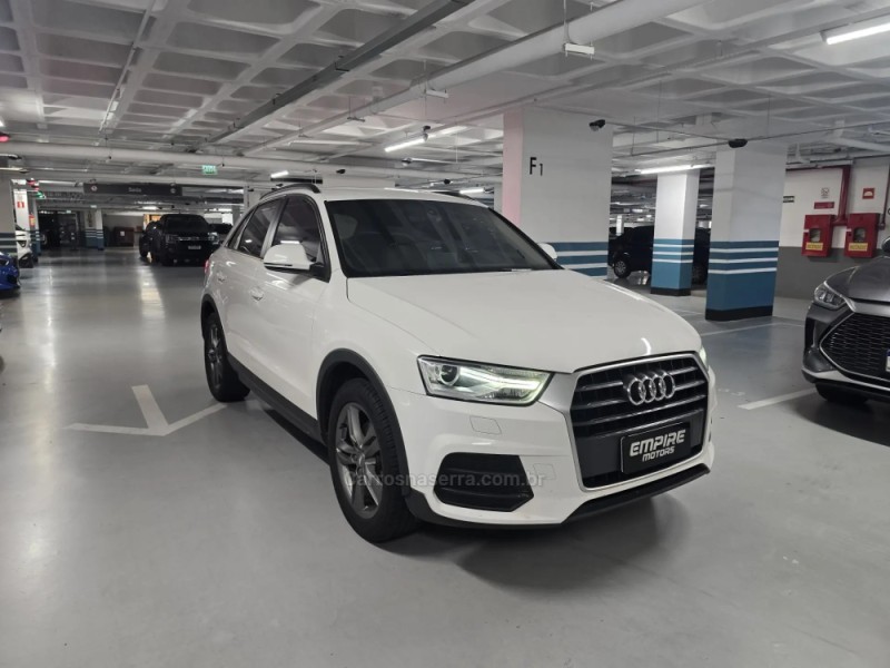 Q3 1.4 TFSI S TRONIC 16V FLEX 4P AUTOMATICO - 2017 - PORTO ALEGRE
