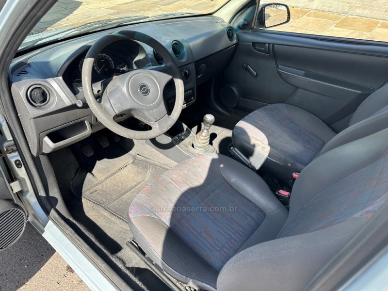 CELTA 1.0 MPFI LIFE 8V FLEX 2P MANUAL - 2009 - GUAPORé