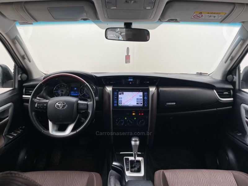 HILUX SW4 2.7 SR 4X2 16V FLEX 4P AUTOMÁTICO - 2018 - NOVO HAMBURGO